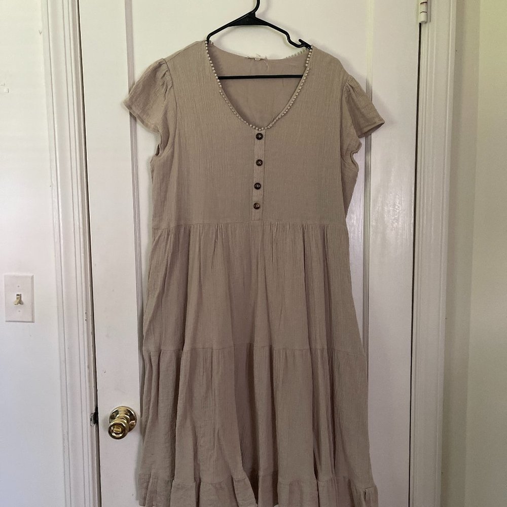 KanCan Taupe Midi Dress